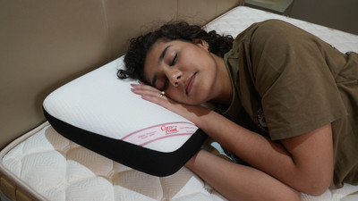 Cocofoam Memory Foam Solid Orthopaedic Pillow Pack of 1(White)