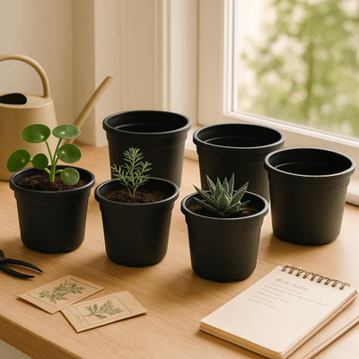 UGAOO Gardening Plastic Pots for Indoor & Outdoor Plants (6 inch, Set of 6) Plant Container Set(Pack of 6, Plastic)