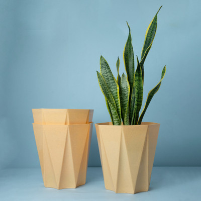 Mrida and Maati 10 Inch pot (BEIGE,3 Pcs) Flower Pot for Home, Indoor & Outdoor Gamla, Gardening Plant Container Set(Pack of 3, Plastic)