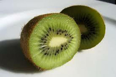 XOLDAA KIWI HYBRID F1 QUALITY FRUIT Seed(34 per packet)