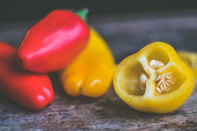 CYBEXIS Mixed Mini Sweet Pepper Fruit/Vegetable Seeds600 Seeds Seed(600 per packet)