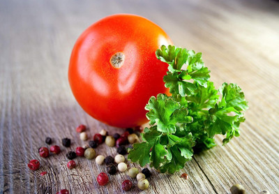 WILLVINE PUSA-X Hybrid Pusa Ruby High Yield Tomato [25g, 7500 Seeds] Seed(25 g)