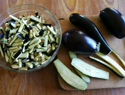 UGRA Brinjal Melanzana Asian Vegetable Seed(3000 per packet)