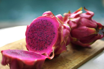 ibains Hybrid red dragon fruit seeds for home plants pack of 39 Seed(39 per packet)