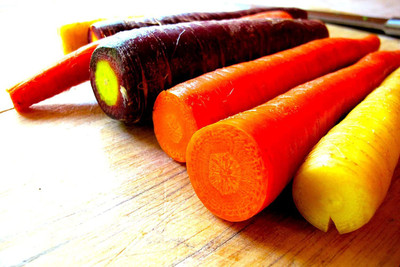 VibeX ® XLR-353 Carrot Mix of 6 Colorful Varieties Seed(500 per packet)