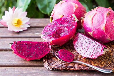 ibains Dragon fruit hybrid seed pack of 13 Seed(13 per packet)
