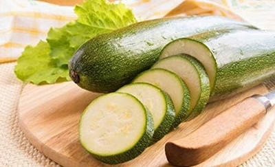 KNESSiN Non Gmo Hybrid Zucchini Green Machine Summer Vegetable Seeds - (500 Seeds) Seed(500 per packet)