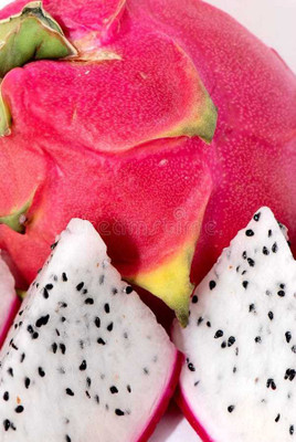 Oliver imported@ hybrid dragon fruit seed Seed(180 per packet)