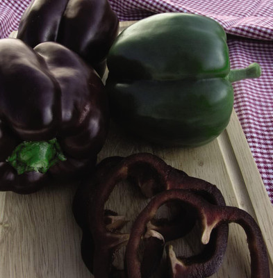 KNESSiN Hybrid Ingrid Black Capsicum Seeds For Kitchen Gardening-(200 Seeds) Seed(200 per packet)