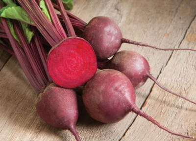 MOONQULTY Dark Red Beetroot Vegetable 85 Seed(85 per packet)