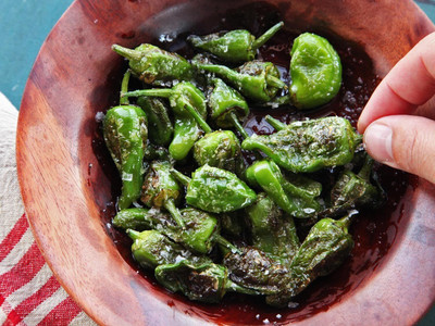 Biosnyg Hybrid Padron Chile Hot Pepper Seeds for Home Gardening-(2000 Seeds) Seed(2000 per packet)