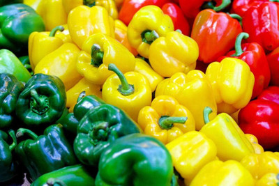 Biosnyg F1 Hybrid Multicolored Mix Capsicum Seeds For Gardening-(100 Seeds) Seed(100 per packet)