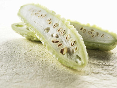 Qualtivate XXX-7A Non-GMO Bitter Gourd Bittermelon Seeds Seed(50 per packet)