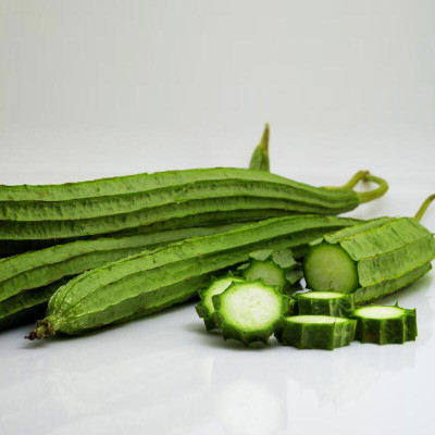 XOLDAA FI QUALITY RIDGE GOURD Seed(11 per packet)
