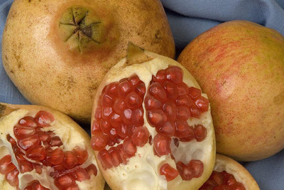 Qualtivate PUAS-9A California Pomegranate Tree Seed(50 per packet)