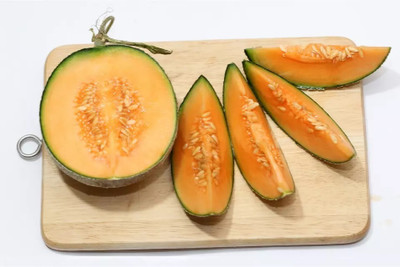 PLUSGREEN Organic Muskmelon sweet honeydew Seed(100 per packet)