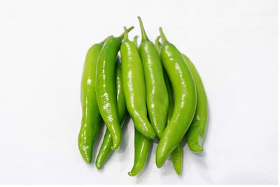 Quentova Big Green Chili हरी मिर्च-4U-US Seed(200 per packet)