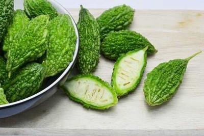 XOLDAA F1 BEST QUALITY BITTER GOURD SEEDS Seed(17 per packet)