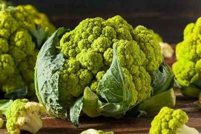 Aywal High Germination Green Cauliflower Vegetable Seed(50 per packet)