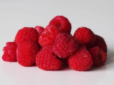 Hybrid Galaxy Raspberry sweet fruit hybrid eco-friendly Seed(20 per packet)