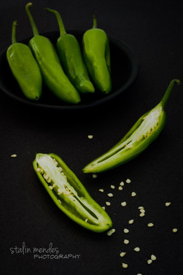 the green dotcom GREEN CHILLI SEED Seed(100 per packet)
