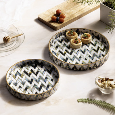 DULI Set of 2 Round Zigzag Print Decorative Serving Tray for Festive Gifts Tray(Pack of 2)