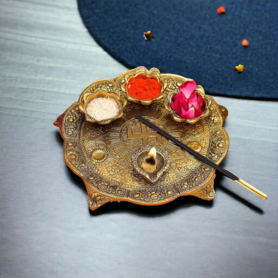 KridayKraft Metal Pooja Thali with Diya for Pooja Home/Temple/Mandir,Decorative Showpiece Brass(1 Pieces, Gold)