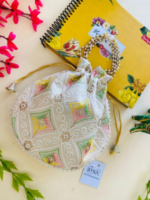 byra Thread Embroidered Round Potli Potli