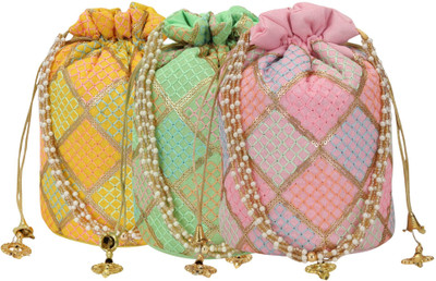AUTHENTIC AK SQUARI CHEX POTLI Potli(Pack of 3)