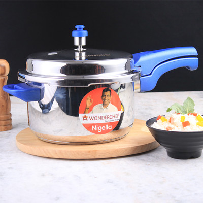 WONDERCHEF Nigella Blue 5 L Outer Lid Induction Bottom Pressure Cooker(Stainless Steel)