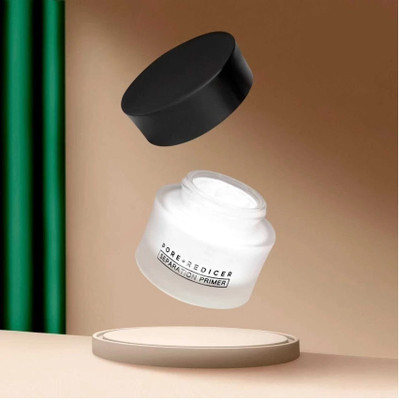 THTC Face Perfecting Blur Pore Reducing Primer Cream Primer  - 50 g(White Gel)