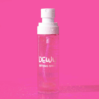 Latixmat Makeup Fixer Dewy Finish With Vitamin C and Aloe Vera Primer  - 100 ml(PINK)