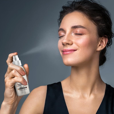 DARVING Makeup Fixer Infused with Niacinamide Hydrating Setting Spray  Primer  - 70 ml(WHITE)