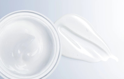 Latixmat Instant Blur Moisturising  Primer  - 50 g(White)