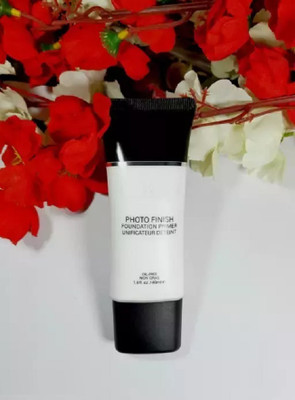 HUZURLU MAGIC PHOTO FINISH OIL FREE & LONG LASTING FOUNDATION PRIMER Primer  - 40 ml(WHITE)