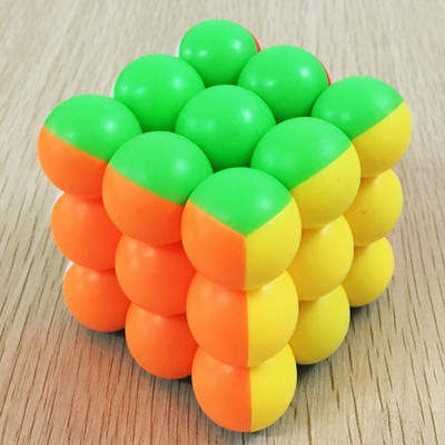 DIGSMORDEN 3x3 High Speed Stickerless Brain Booster Magic Cube Puzzle Toys for Kids(1 Pieces)
