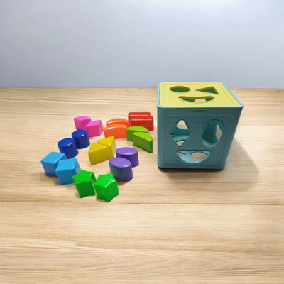 Dorytoys New_Sky Blue Shape Cube with Matching Holes(1 Pieces)