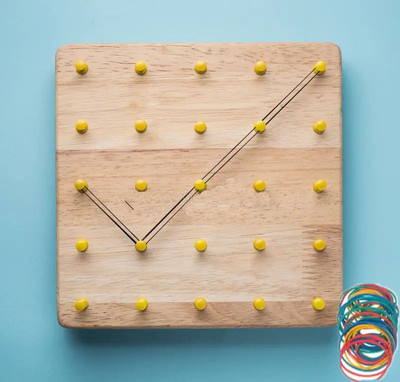 FORSIKHA ooden Geoboard Mathematical Manipulative Array Blocks Geo Board Shape Puzzle(1 Pieces)