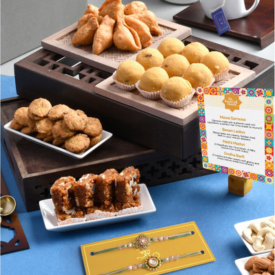 HyperFoods Religious HF-THOT-COMBO4-BlDbSmMs-R206 Assorted Rakhi  Set(2 Rakhi, Roli & Chawal)