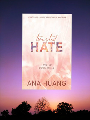 Twisted Hate- Twisted Book Three(Paperback, Ana Huang)