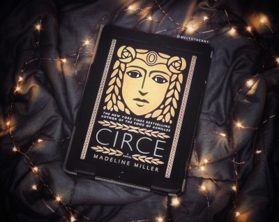 Circe: The Stunning New Anniversary Edition From The Author Of International Bestseller The Song Of Achilles(Paperback, Madeline Miller)