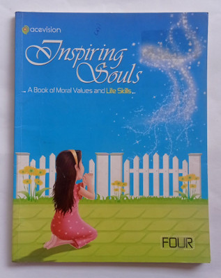 Inspiring Souls Class-4. (Old Book)(Paperback, Swati Mehrotra)