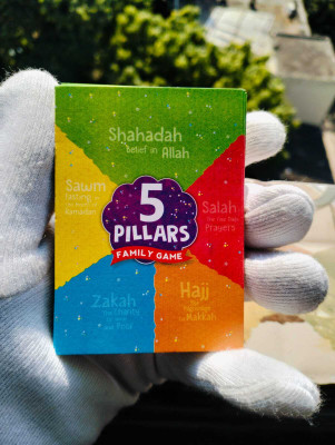 5 Pillars Family Game Quiz Card(Paperback, Saniyasnain Khan)