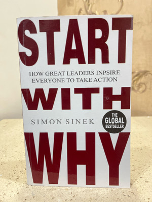 Start With Why(Paperback, Simon Sinek)