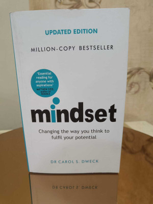 Mindset(Paperback, DR CAROL. DWECK)