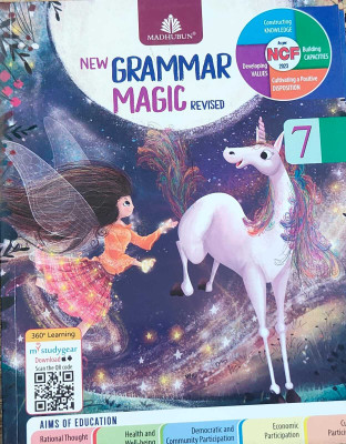 New Grammar Magic Revised Class 7(Paperback, Anuradha Murthi)