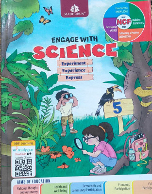 Engage With Science Class 5(Paperback, Kirti Behal)