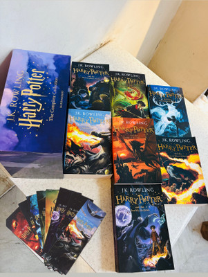 Harry Potter Box Set(7): The Complete Collection (Children's Paperback) Along With Complete Set Of Harry-Potter Bookmarks(Paperbond, Rowling J.K.)