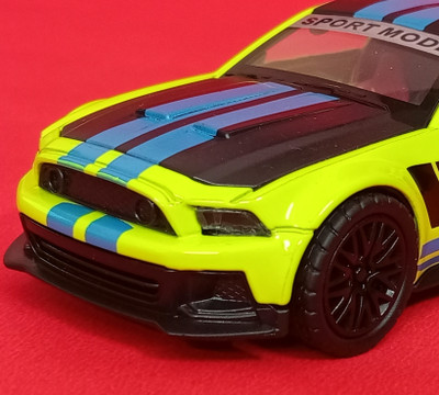 RAMSHREE Fast Racing Mustang GT Die-Cast Metal Car with Openable Doors & Pullback Action(Green)