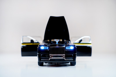 Innokreate Rolls Royce Phantom Metal Car 1:24 Scale Alloy Metal Pull Back Die-Cast Toy([Colors as per stocks])